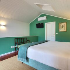 Отель Quinta Jardins do Lago Португалия, Фуншал - отзывы, цены и фото номеров - забронировать отель Quinta Jardins do Lago онлайн сейф в номере
