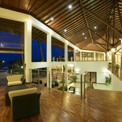 Отель The Calm Resort & Spa интерьер отеля