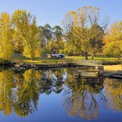 Alpine Park Riverside Cottages In Mount Beauty Australia From 89