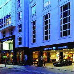 Leonardo Royal Hotel London City вид на фасад