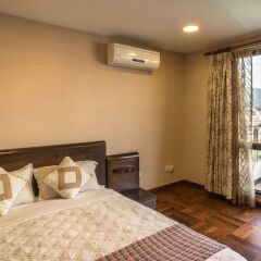 Отель Swayambhu Hotels and Apartments Непал, Катманду - отзывы, цены и фото номеров - забронировать отель Swayambhu Hotels and Apartments онлайн комната для гостей фото 2