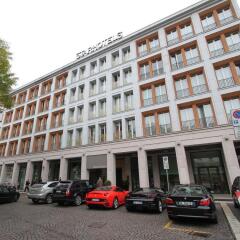 Отель The Rosa Grand Milano - Starhotels Collezione Италия, Милан - 13 отзывов об отеле, цены и фото номеров - забронировать отель The Rosa Grand Milano - Starhotels Collezione онлайн парковка