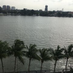 Отель Maroko Bayshore Suites фото 3