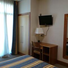 Hotel Mora Мадрид удобства в номере