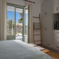 Отель Samsara - Santorini Luxury Retreat Греция, Остров Санторини - отзывы, цены и фото номеров - забронировать отель Samsara - Santorini Luxury Retreat онлайн комната для гостей фото 5