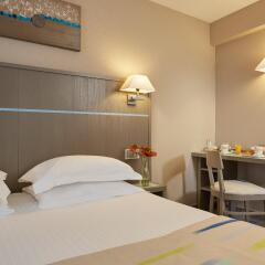Отель Hôtel Alizé Grenelle Tour Eiffel комната для гостей