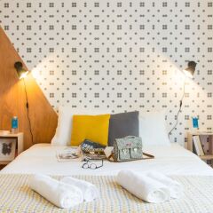 Апартаменты Sweet Inn Apartments Argent Брюссель сейф в номере