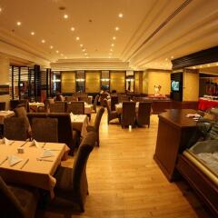 Abjad Grand Hotel питание