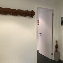 Отель Exclusive Flats In Brussels Grand-Place сейф в номере