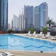 Отель Guangzhou Crystal Orange Гуанчжоу бассейн фото 2