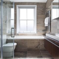 Апартаменты onefinestay - Soho Apartments ванная фото 2
