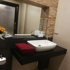 Nutchana Hill Boutique Hotel in Hat Yai, Thailand from 38$, photos, reviews - zenhotels.com bathroom