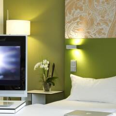 Отель AZIMUT Hotel Nuremberg Германия, Нюрнберг - 5 отзывов об отеле, цены и фото номеров - забронировать отель AZIMUT Hotel Nuremberg онлайн удобства в номере