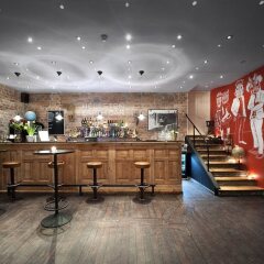 Hotel Hellsten гостиничный бар