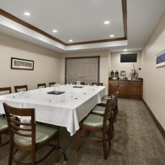 Отель Country Inn & Suites - Appleton North