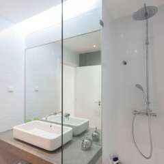 Отель Lisbon Deluxe Flat in Principe Real ванная фото 2