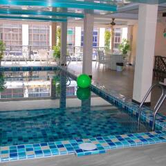 Отель Land Royal Residence Pattaya бассейн