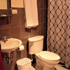 Micro Hotel Rio de Piedras Express ванная фото 2