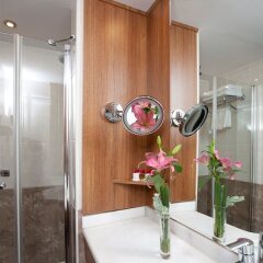 Richmond Istanbul Турция, Стамбул - 2 отзыва об отеле, цены и фото номеров - забронировать отель Richmond Istanbul онлайн бассейн
