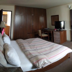 Отель The Camelot Rest House комната для гостей фото 2