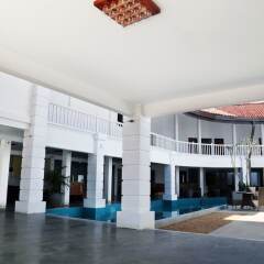 Отель Hibiscus Beach Hotel & Villas Шри-Ланка, Ваддува - отзывы, цены и фото номеров - забронировать отель Hibiscus Beach Hotel & Villas онлайн интерьер отеля фото 3