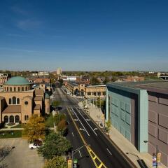 Отель Hampton Inn & Suites Columbus - Downtown США, Колумбус - отзывы, цены и фото номеров - забронировать отель Hampton Inn & Suites Columbus - Downtown онлайн балкон