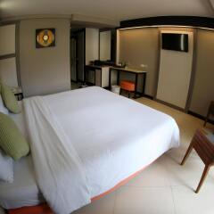 Отель Sea Breeze Jomtien Resort удобства в номере