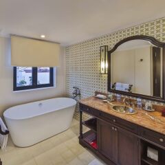 Отель La Residencia. A Little Boutique Hotel & Spa Вьетнам, Хойан - отзывы, цены и фото номеров - забронировать отель La Residencia. A Little Boutique Hotel & Spa онлайн ванная