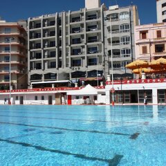St. Julian's Bay Hotel бассейн