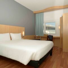 Hotel Ibis Lisboa Parque das Nacoes комната для гостей фото 3