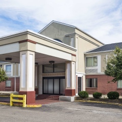 Отель Red Roof Inn Columbus - Ohio State Fairgrounds США, Колумбус - отзывы, цены и фото номеров - забронировать отель Red Roof Inn Columbus - Ohio State Fairgrounds онлайн вид на фасад