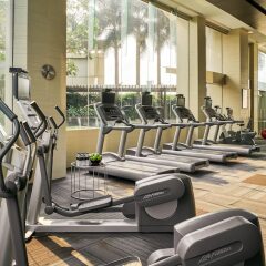 Anantara Sathorn Bangkok Hotel фитнесс-зал фото 4