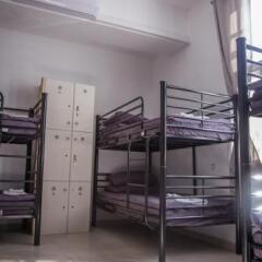 Hostel Bu93 Тель-Авив парковка