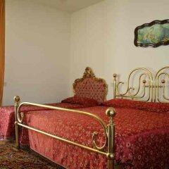 Отель Agriturismo Podere Bucine Basso Италия, Лари - отзывы, цены и фото номеров - забронировать отель Agriturismo Podere Bucine Basso онлайн комната для гостей фото 3