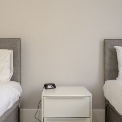 Отель 2 Bedroom Apartment in Morden With Terrace Великобритания, Лондон - отзывы, цены и фото номеров - забронировать отель 2 Bedroom Apartment in Morden With Terrace онлайн сейф в номере