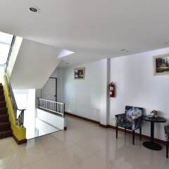 Апартаменты Kaewfathip Apartment Паттайя интерьер отеля