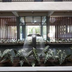 Отель Euanjitt Chill House бассейн фото 2