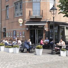 Отель B&B Antwerp Harbour View питание