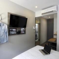 Отель Red Planet Bangkok Surawong 3* Стандартный номер с различными типами кроватей фото 15