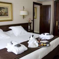 Hotel Miguel Angel by BlueBay в номере