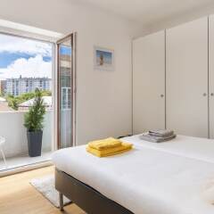Отель LV Premier Amoreiras Am3- City Center, Balconies, air Conditioned, Elevator Португалия, Лиссабон - отзывы, цены и фото номеров - забронировать отель LV Premier Amoreiras Am3- City Center, Balconies, air Conditioned, Elevator онлайн комната для гостей фото 5
