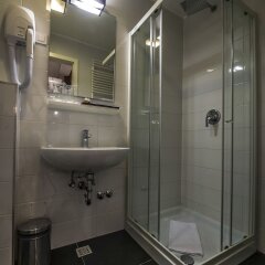 Art Hotel Like in Zagreb, Croatia from 109$, photos, reviews - zenhotels.com bathroom