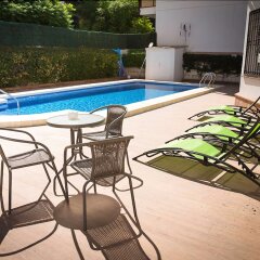 Отель Holidays2Roquedal Испания, Торремолинос - отзывы, цены и фото номеров - забронировать отель Holidays2Roquedal онлайн бассейн фото 2