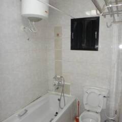 Отель ED Scob Suites Limited ванная фото 2