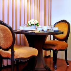 Отель Centre Point Silom Бангкок в номере