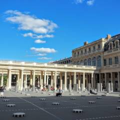 Отель Louvre Elegant ChicSuites фото 7