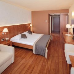 Отель Umag Plava Laguna Хорватия, Умаг - отзывы, цены и фото номеров - забронировать отель Umag Plava Laguna онлайн комната для гостей фото 3