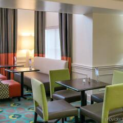 Отель Holiday Inn Express Vicksburg гостиничный бар