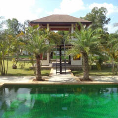 Отель Phoenix Lakeside Pool Villa бассейн фото 3