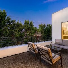 Отель Villa Esto США, Лос-Анджелес - отзывы, цены и фото номеров - забронировать отель Villa Esto онлайн балкон